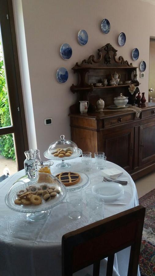 B&B Silvana Travedona Ngoại thất bức ảnh